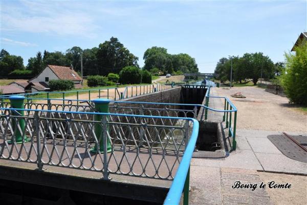 Bourg-le-Comte